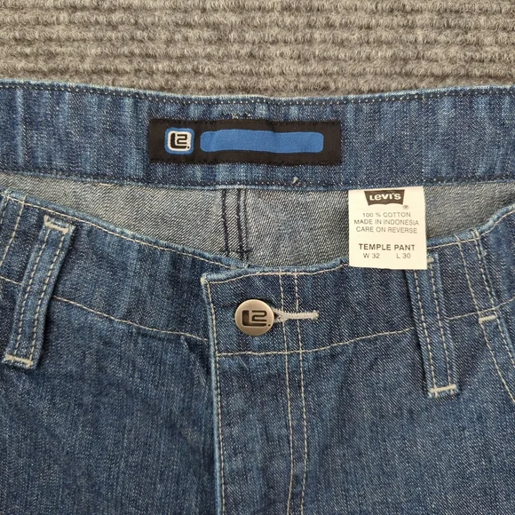 Levi’s L2 Engineered Jeans 32x30 — Vintage Y2K — NWT, Cargo, Deadstock, Work